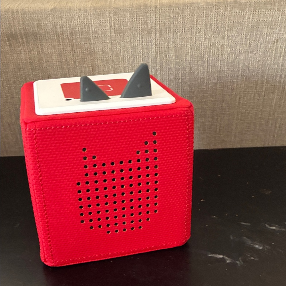 Tonie box with charger